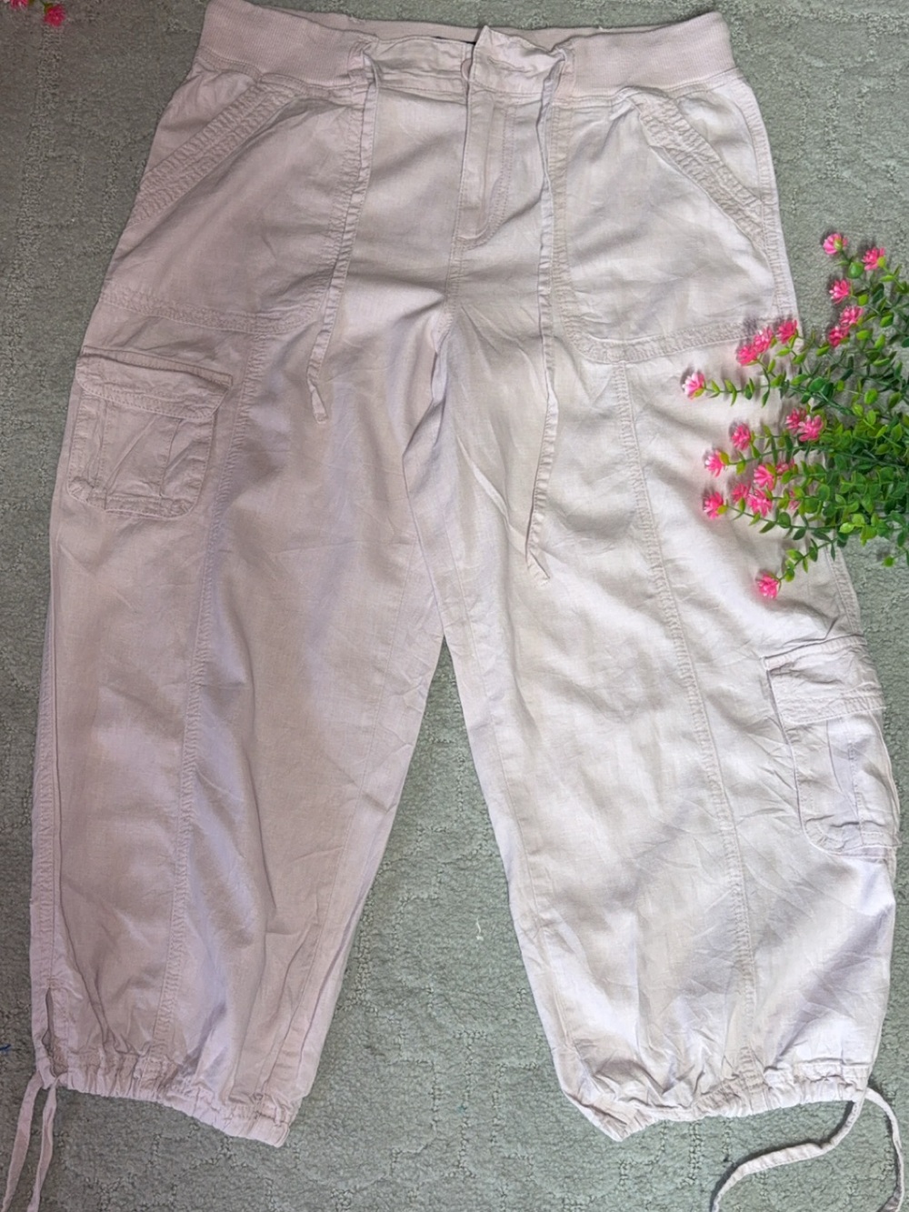 Aeropostale Light Pink Cargo Capris with Drawstring Cuffs